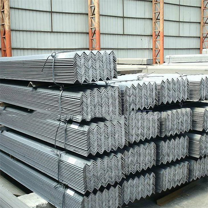 Ángulo de acero para proyectos de construcción